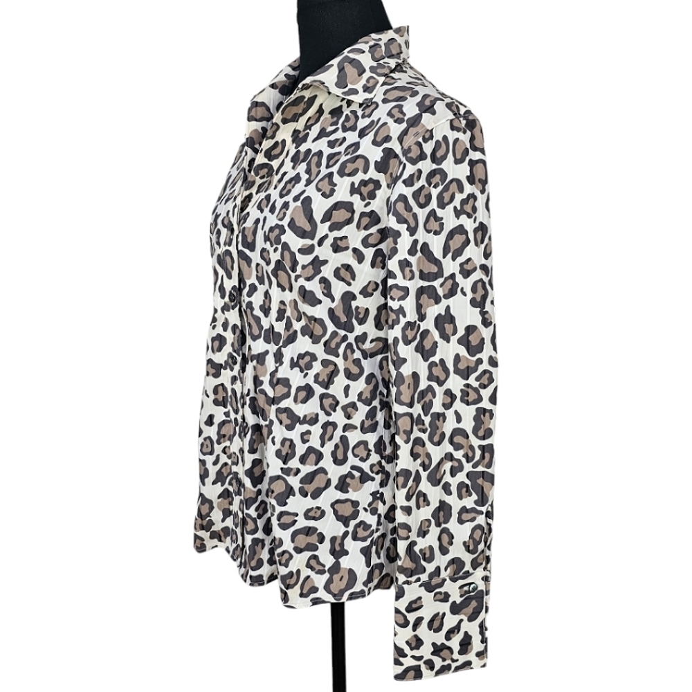 Paperwhite Leopard Print Button Front V-Neck Stan… - image 2